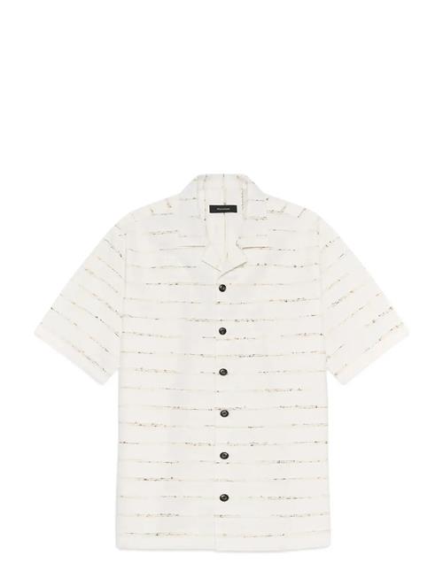 Matinique | Maklampo | M