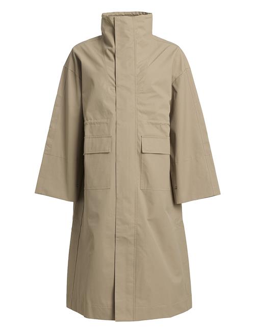 Rethinkit Studios | Tech Coat Cloud | S