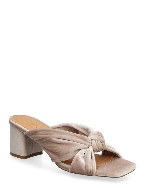 WODEN | Carla | 42
