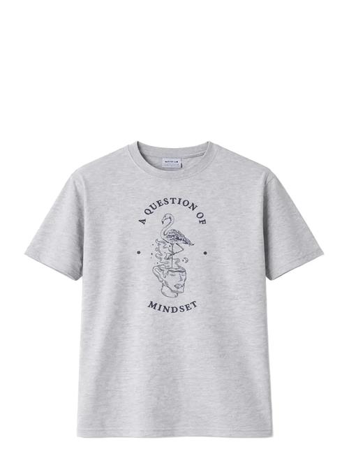 A QUESTION OF | Tee Print Emb | XL