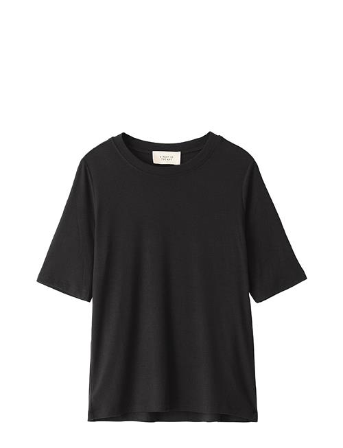 A Part Of The Art | Basic Tee | XS