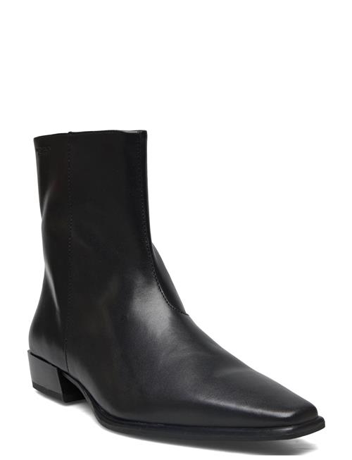 VAGABOND | Nella | 36
