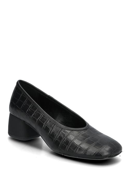 VAGABOND | Livia | 36