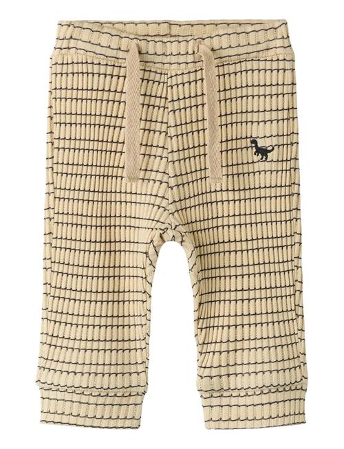 name it | Nbmherbert Pant | 68