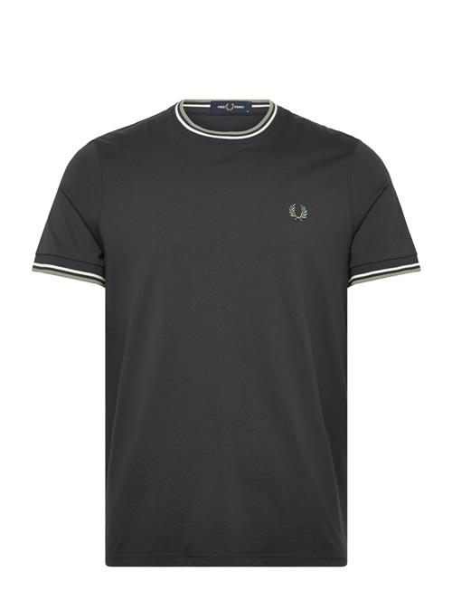 Fred Perry | Twin Tipped T-Shirt | XL