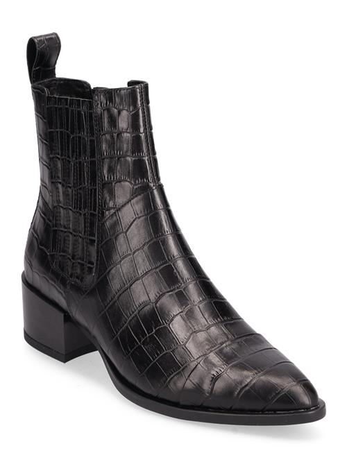 VAGABOND | Marja | 37