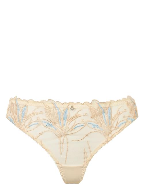 Missya | Emily String | 42