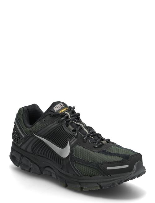 Nike | Zoom Vomero 5 | 43