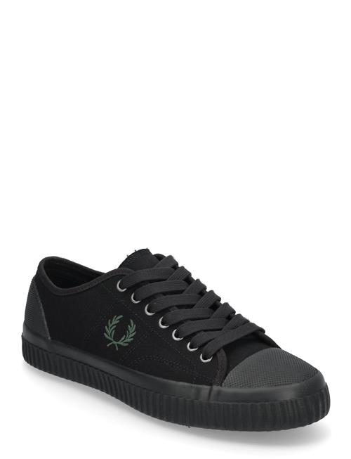 Fred Perry | Hughes Low Canvas | 41