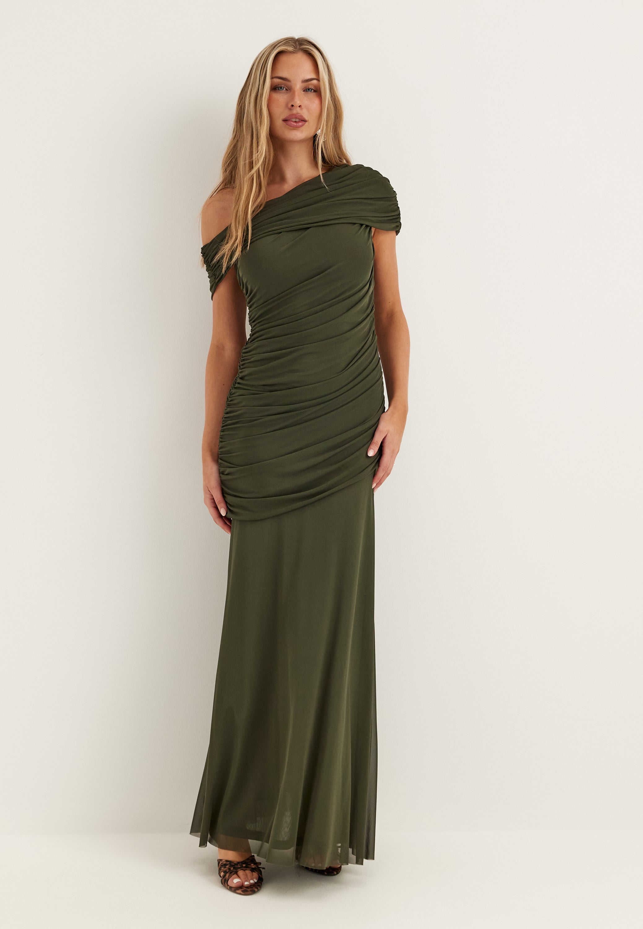 BUBBLEROOM OCCASION Off Shoulder Mesh Gown