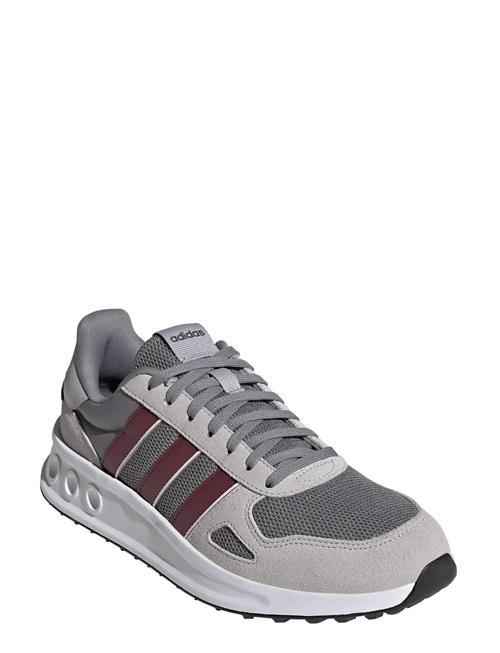 adidas Sportswear | Run 84 | 42