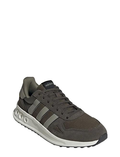adidas Sportswear | Run 84 | 42