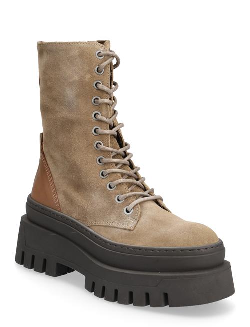 Steve Madden | Coast | 38