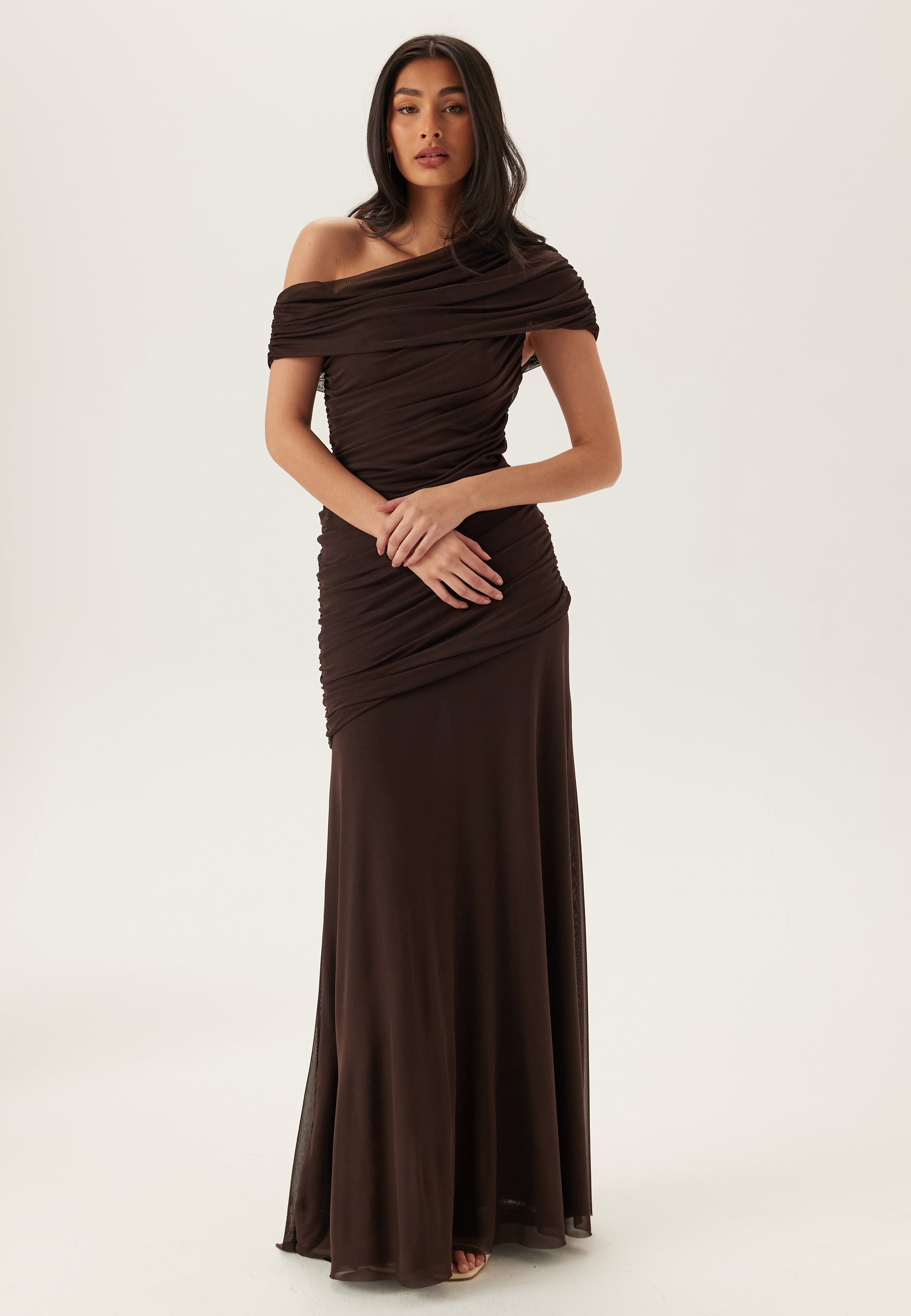 BUBBLEROOM OCCASION Off Shoulder Mesh Gown