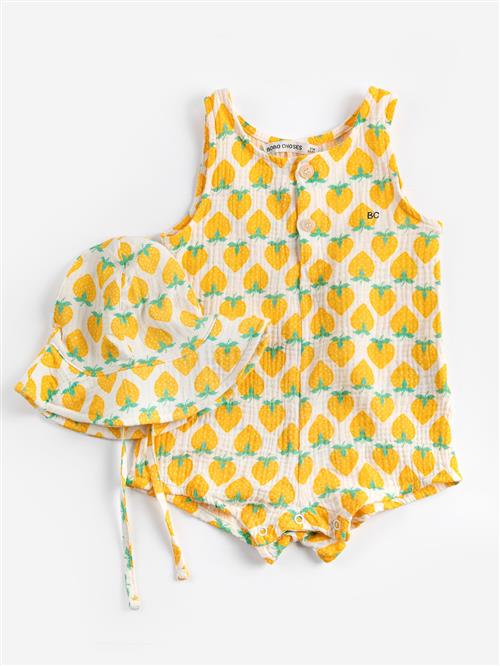 Bobo Choses Strawberry All Over Romper & Hat Gavesæt White  White 3 months  Hvid  3 måneder  Drenge, Piger