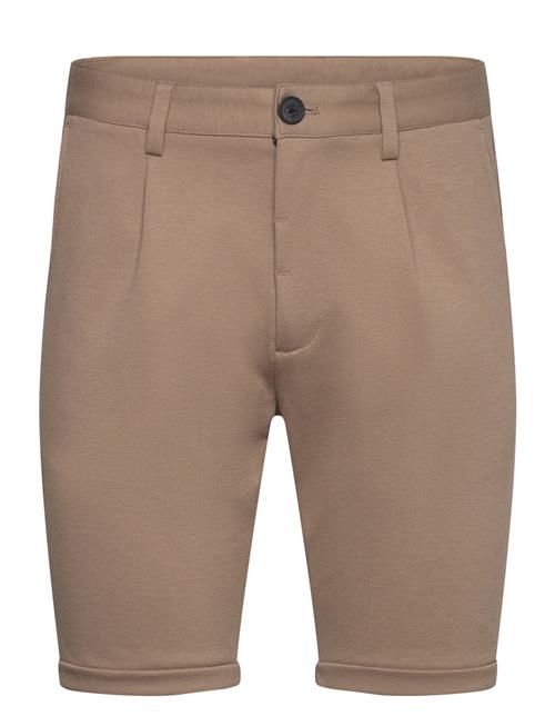 Lindbergh | Pleated Shorts | M