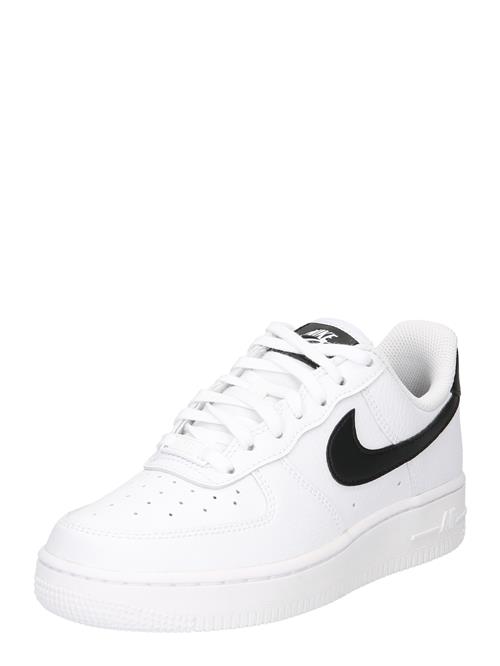NIKE Sneaker low 'AIR FORCE 1 07'  sort / hvid