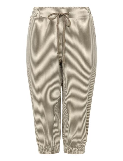 Kaffe Curve | Kcnana Striped Capri Pants | 52
