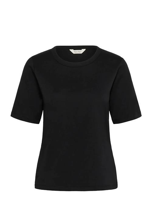 Part Two | Ratanapw Tshirt | S