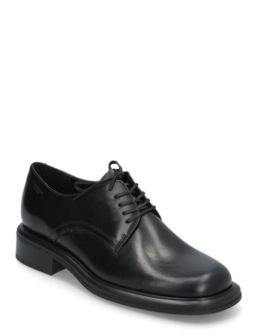 VAGABOND | Ellis | 37