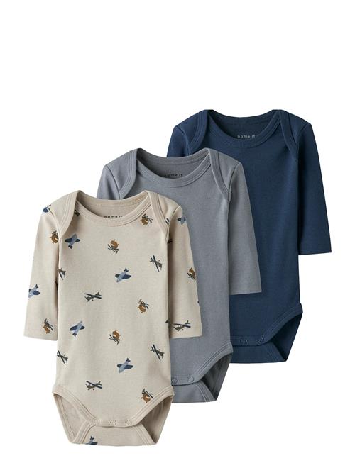 name it | Nbmbody 3P Ls Airplane Noos | 98