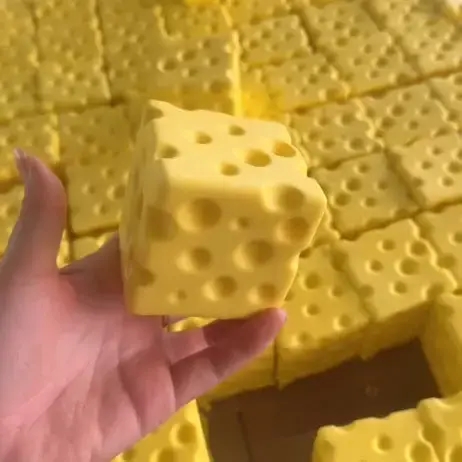 SQUISHY Firkantet Squishy Ost