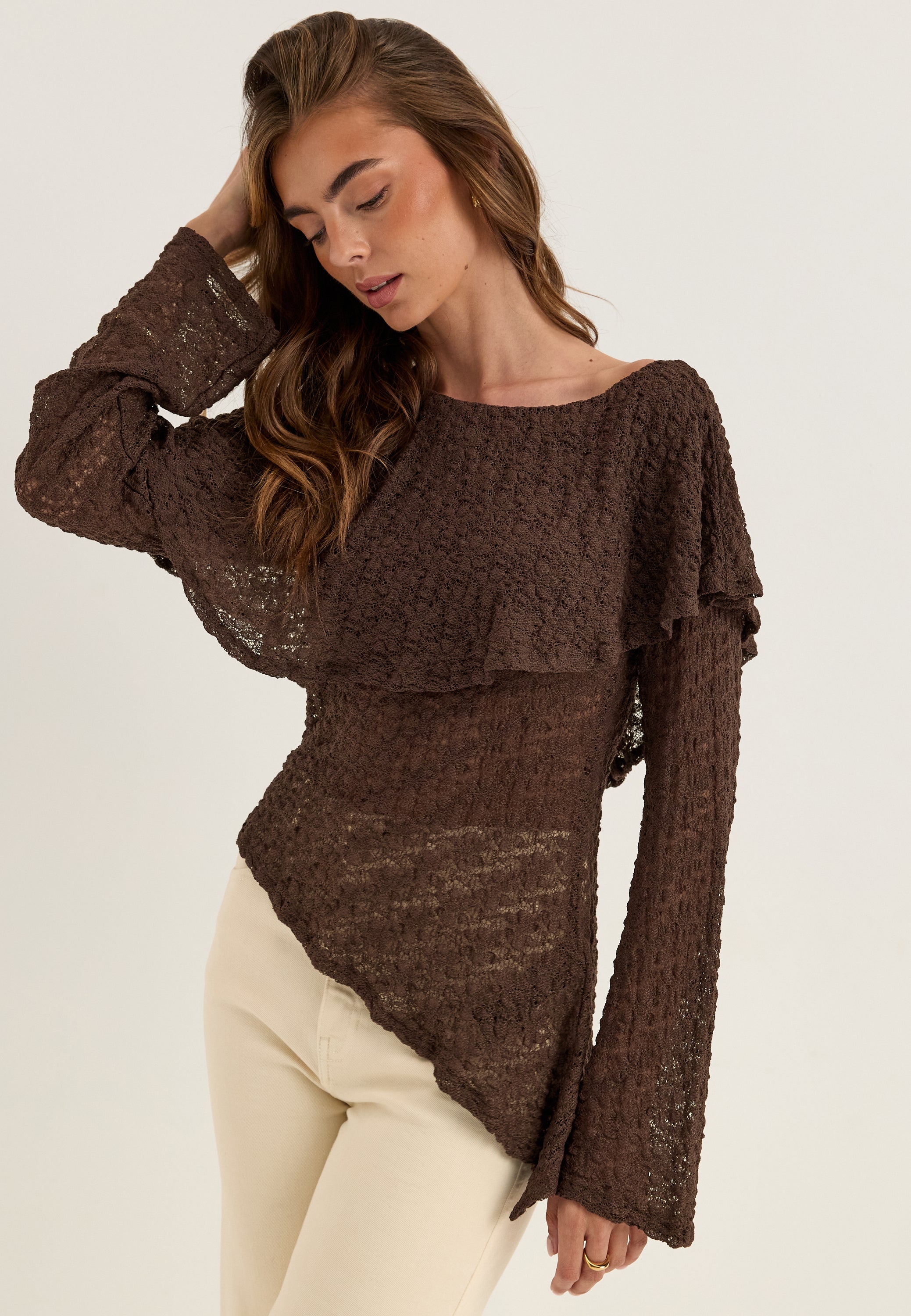 BUBBLEROOM Saga Asymmetric Lace Top