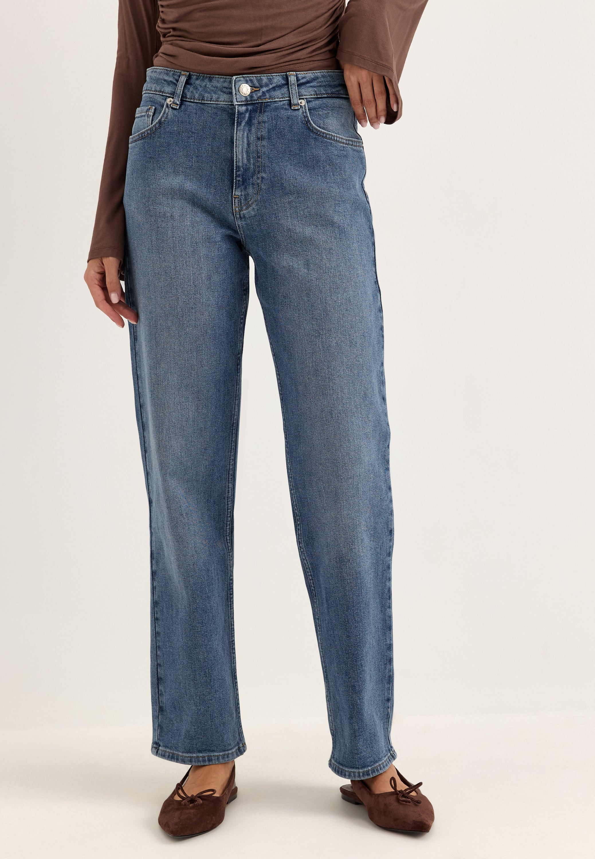 BUBBLEROOM Slim Straight Jeans