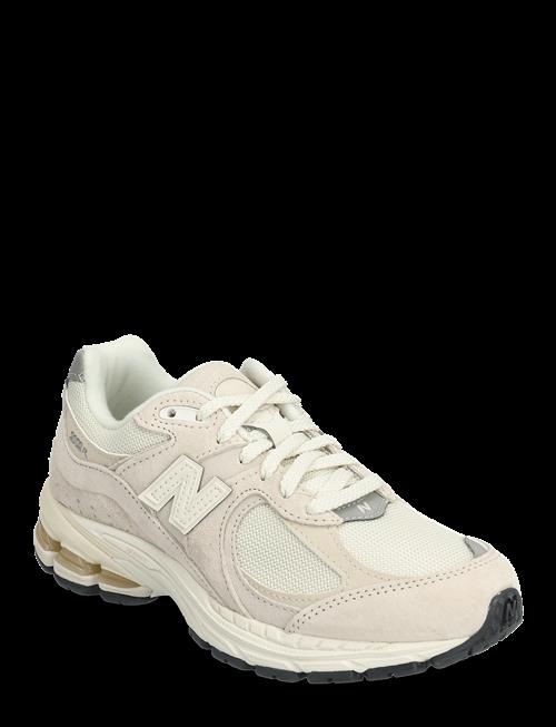 New Balance | New Balance 2002R | 42.5