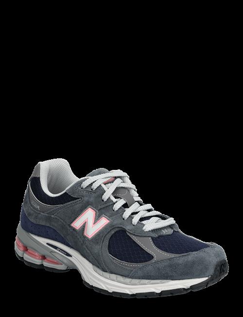 New Balance | New Balance 2002R | 42.5