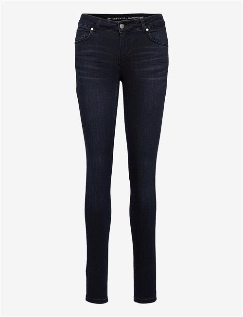 My Essential Wardrobe | 32 The Celina 100 Slim Y | 25 x 32