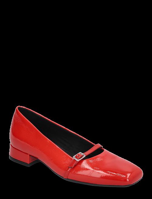 VAGABOND | Debbi | 35