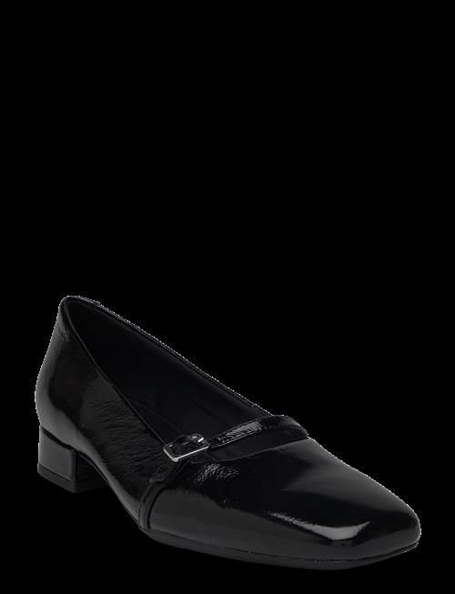 VAGABOND | Debbi | 37