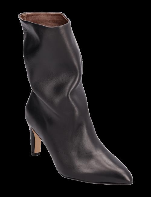 Anonymous Copenhagen | Vully 75 Stiletto | 41