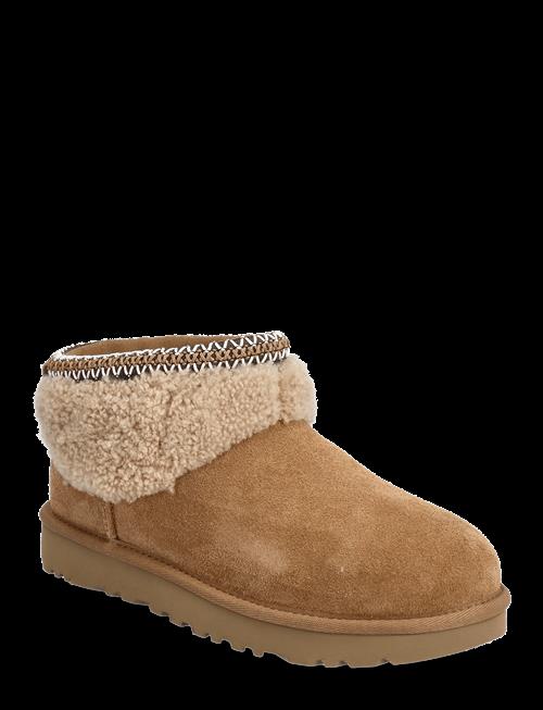 UGG | W Classic Ultra Mini Maxi Curly | 37