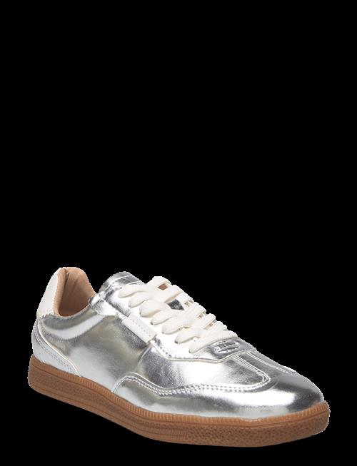 Steve Madden | Emporia Sneaker | 40