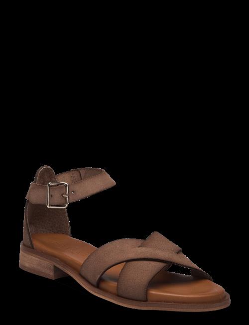 Pavement | Kendra Suede | 37