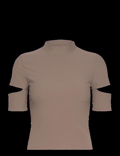 aim´n | Ribbed Performance Cut-Out Top | XL