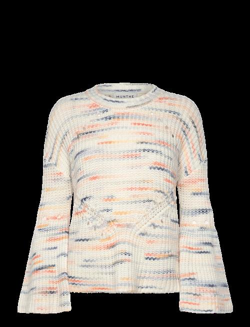 Munthe | Sorina | 44