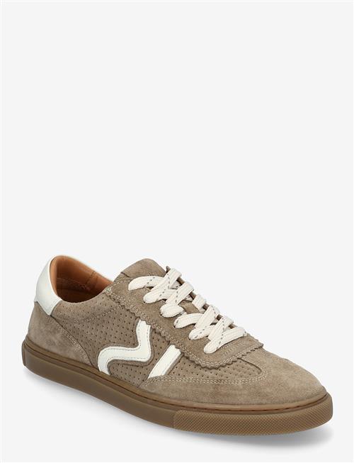 Billi Bi | Sport | 37