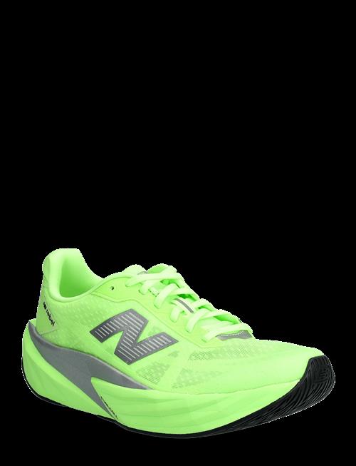 New Balance | New Balance Fuelcell Rebel V5 | 40