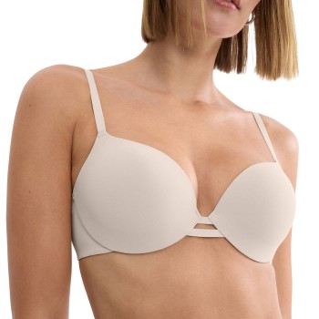 Triumph BH Body Make-Up Illusion WHP EX Beige B 80 Dame