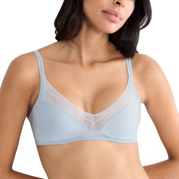 Triumph BH Breathe and Lift Smart N EX Lyseblå Fit Smart 1 Dame