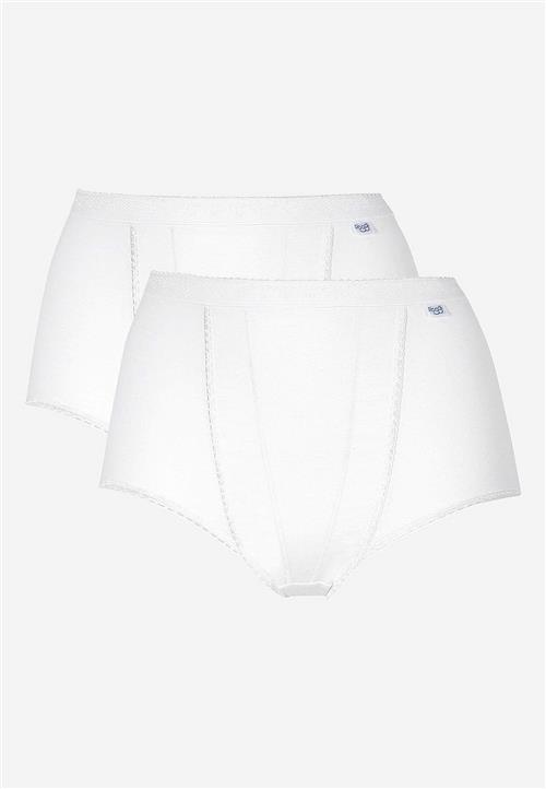 Sloggi Maxitrusse med en let shaping-effekt Control 2-pack