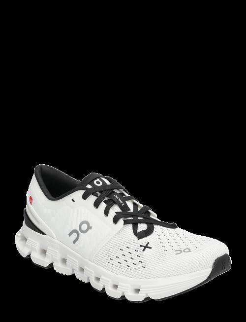 On | Cloud X 4 | 40.5