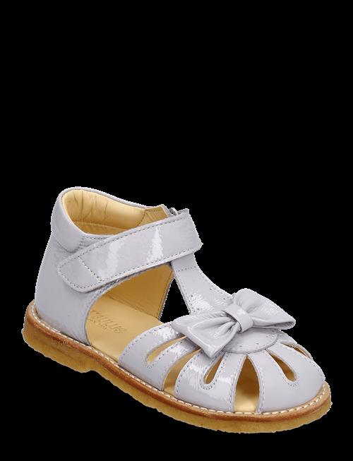 Se ANGULUS | Sandals - Flat  - Closed Toe | 22 hos Booztlet