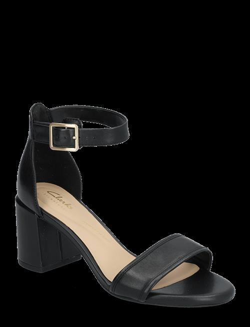 Clarks | Ezoria Mae D | 39.5