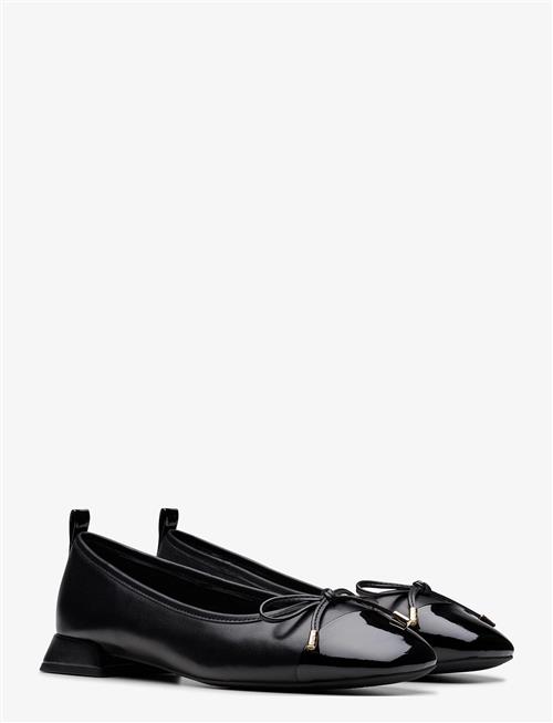 Clarks | Ubree15 Poppy D | 39.5