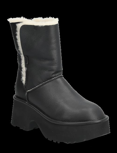 UGG | W New Heights Cuff Lthr | 36