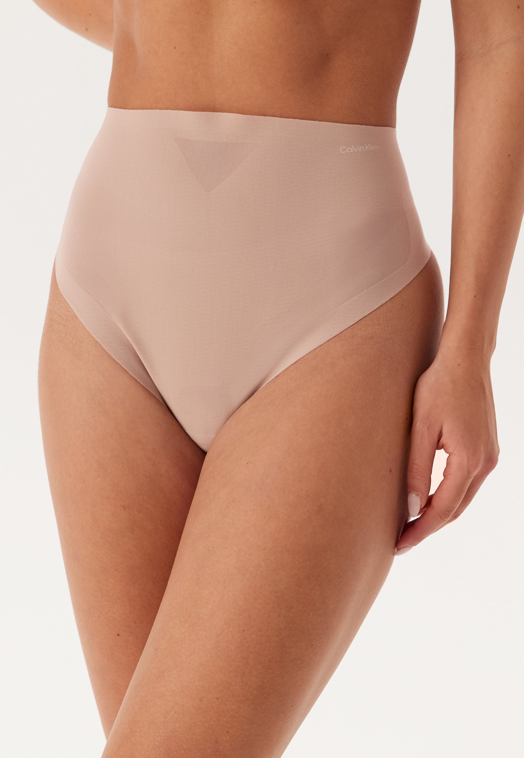 Calvin Klein Sculpted Firm Mesh Thong